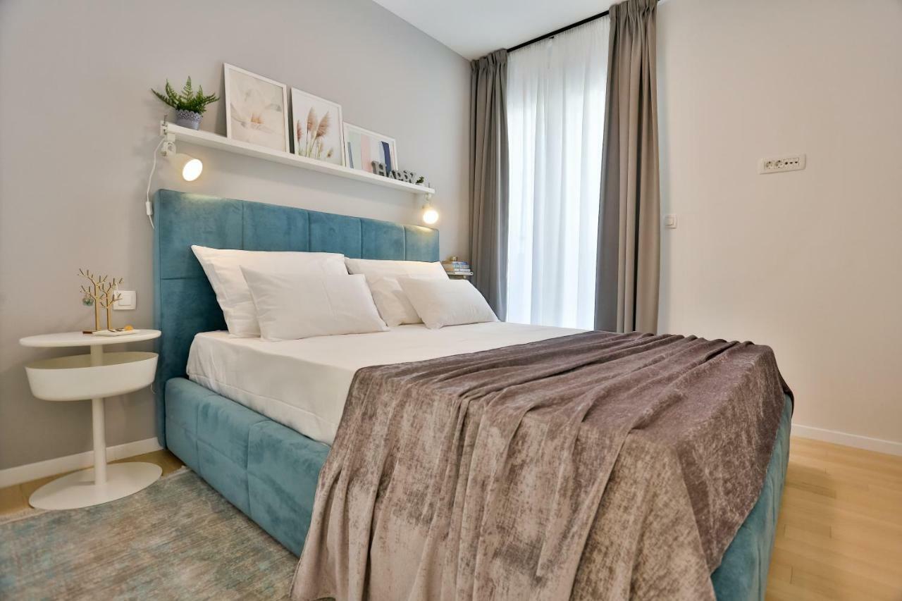 Luxury Urban With Jacuzzi Apartma