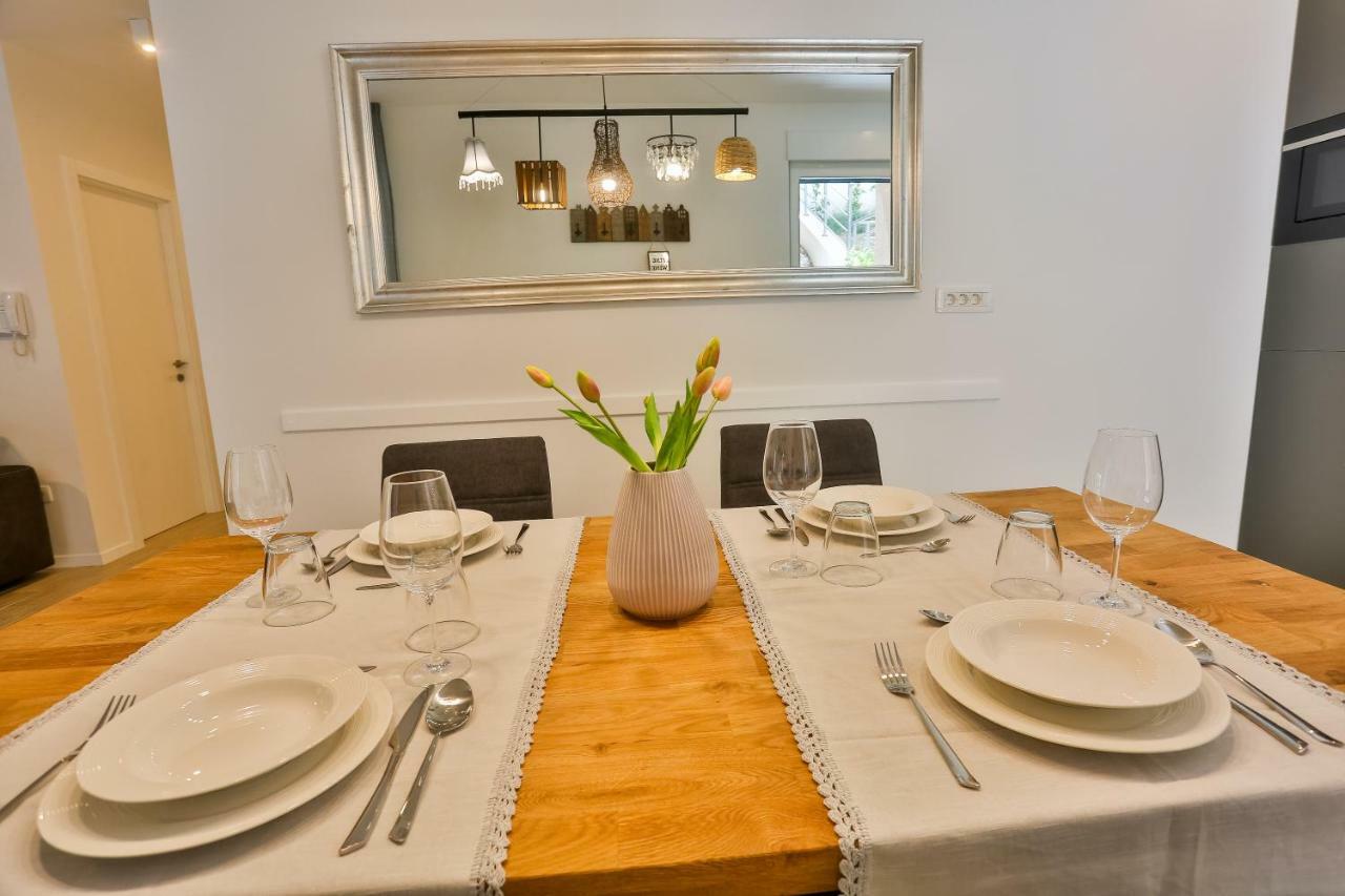 Luxury Urban With Jacuzzi Apartma Split