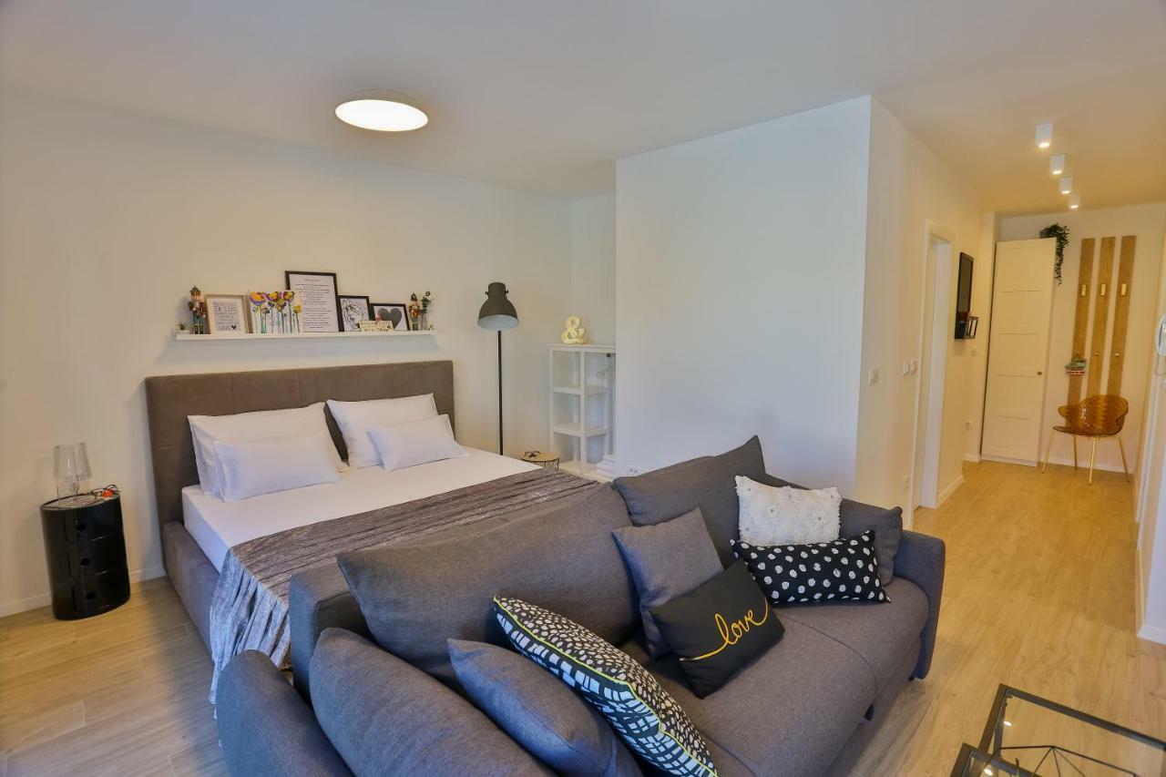Luxury Urban With Jacuzzi Apartament Split