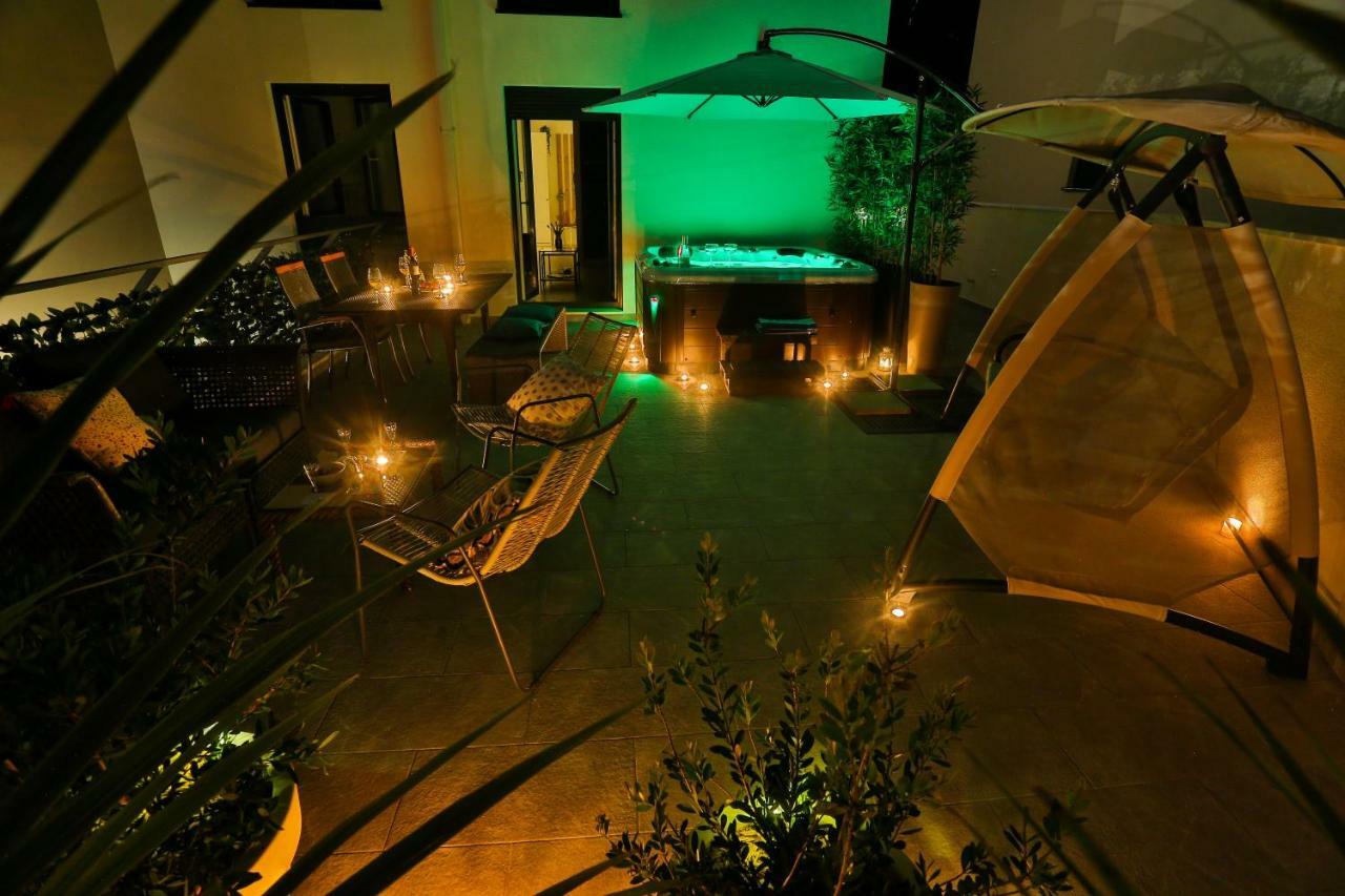 Appartamento Luxury Urban With Jacuzzi