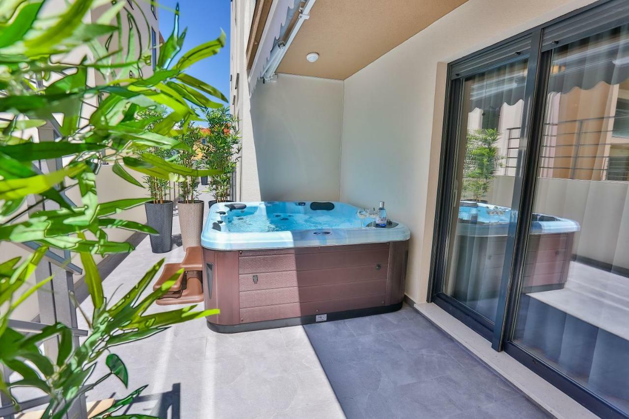 Apartament Luxury Urban With Jacuzzi